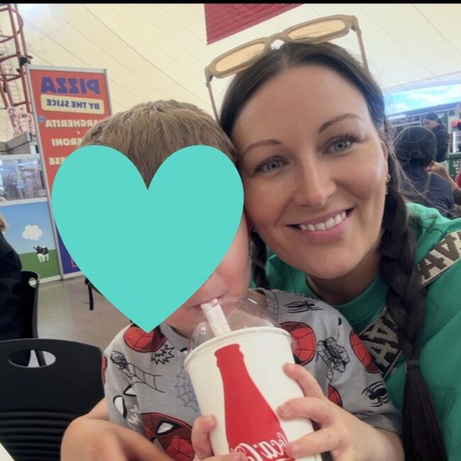 Babysitter in Melbourne: Lisa