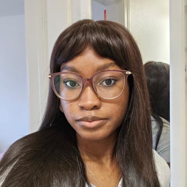 Babysitter in San Antonio: Alora