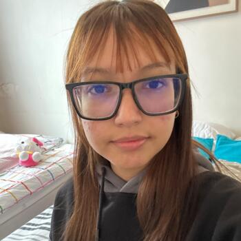 Babysitter in Charenton-le-Pont: Sara