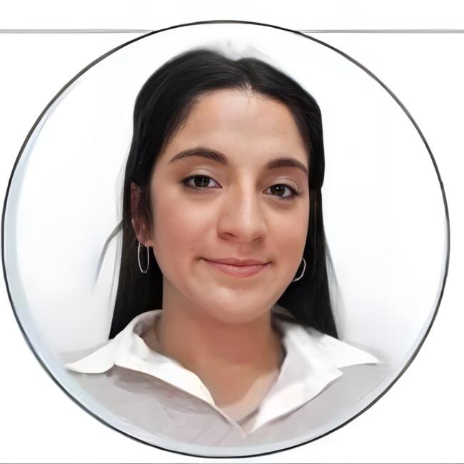 Canguro en Alicante: Roxana