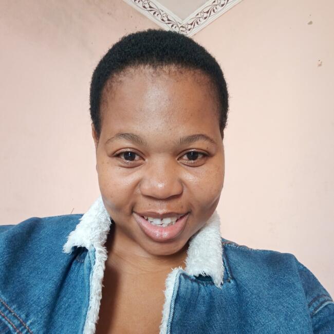 Babysitter in Tongaat: STHEMBILE