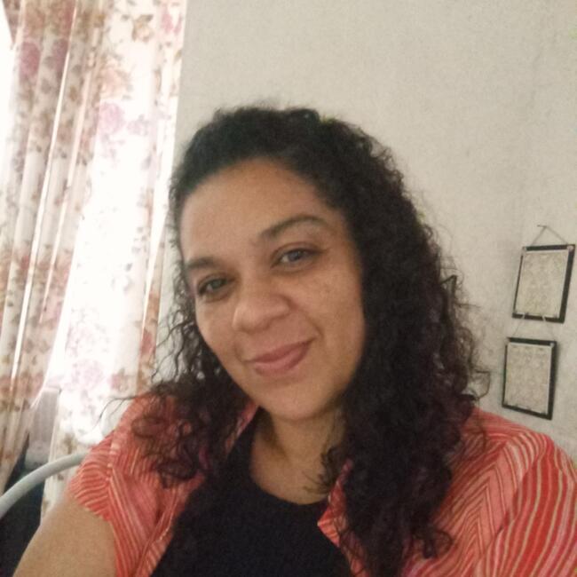 Babysitter in Caruaru: Angela