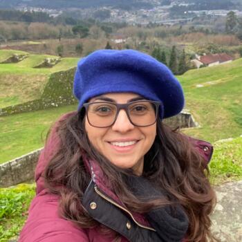 Babysitter em Vila Nova de Gaia: Thatyana
