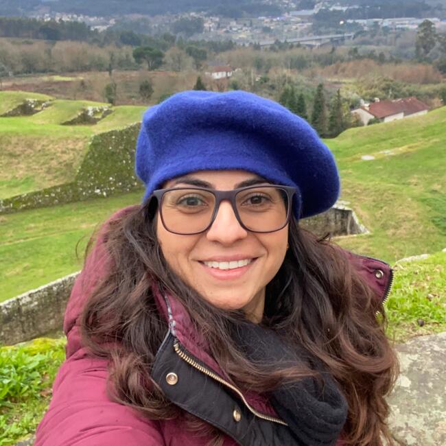 Babysitter em Vila Nova de Gaia: Thatyana