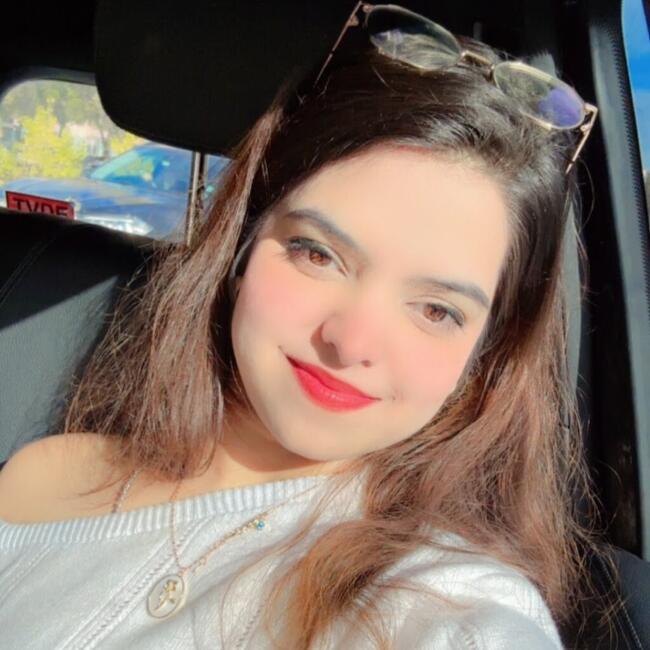 Babysitter in Lisbon: Yashika
