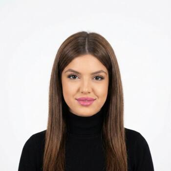 Babysitter in Madrid: YOLANDA
