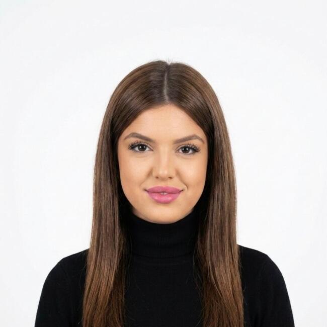 Babysitter in Madrid: YOLANDA