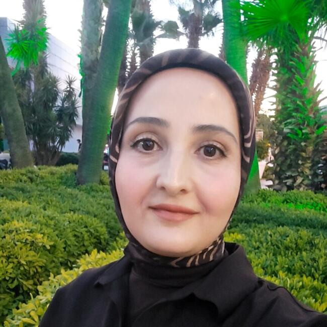 Narlıdere (İzmir) bölgesinde bebek bakıcısı: Ayşe