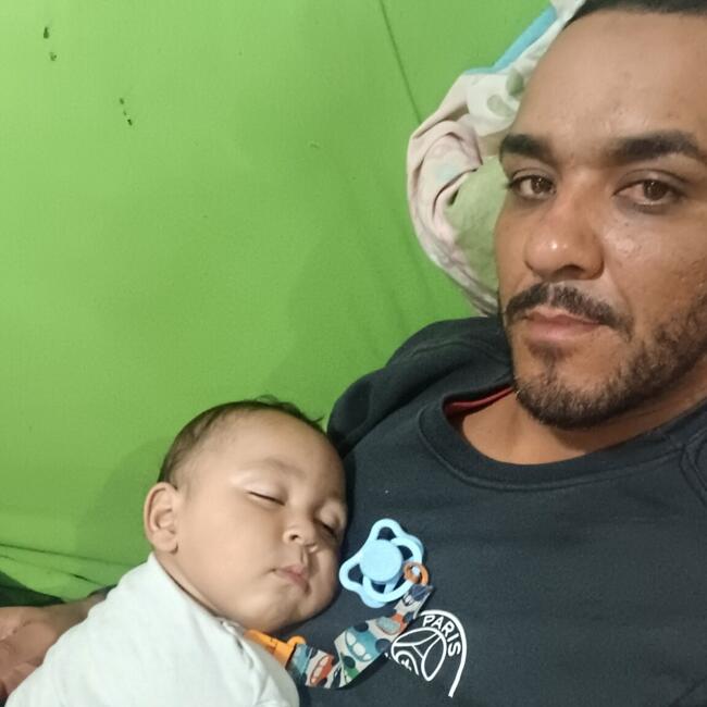 Emprego de babá em Nova Iguaçu: Ronald