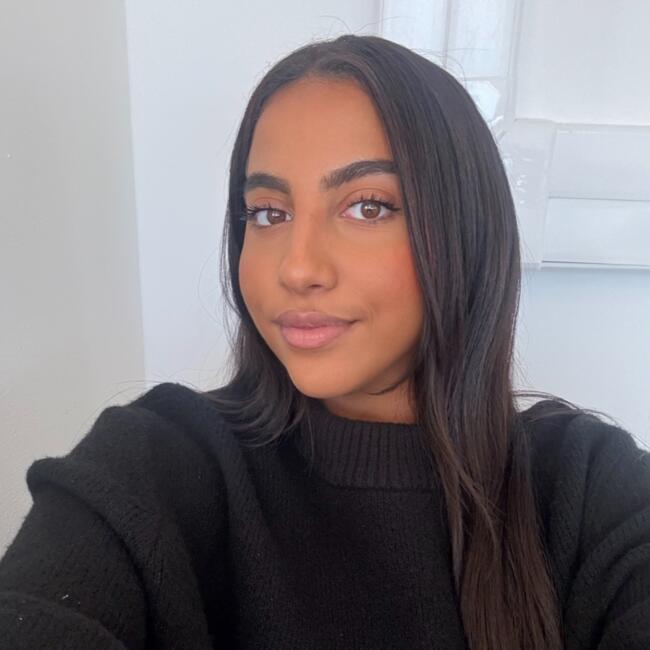 Babysitter in Charenton-le-Pont: Sheryn