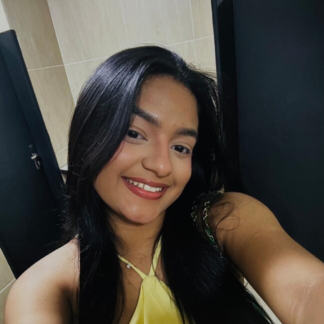 Babysitter in Petrolina: Livia