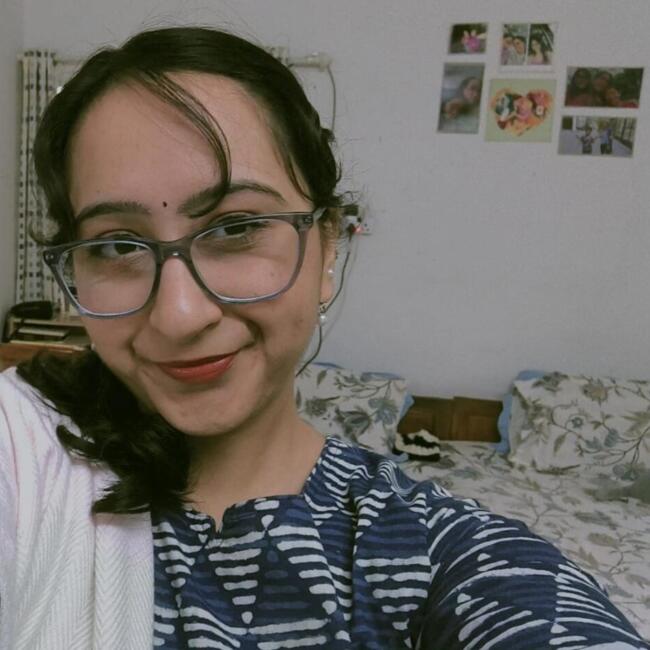 Babysitter in Nagpur: Sumol S