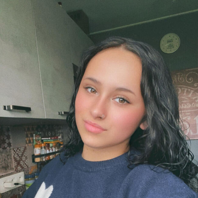 Babysitter in Flobecq: Nolena