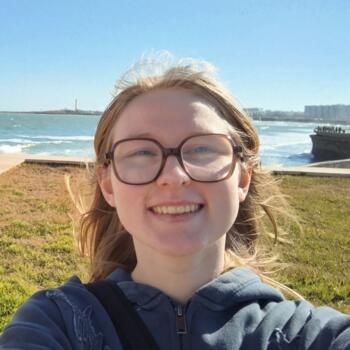 Babysitter in Croix: Camille