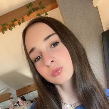 Babysitter in Eindhoven: Valery