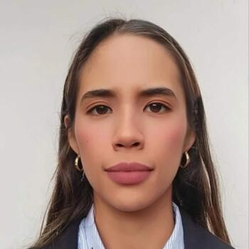 Baby-sitter in Paris: Vanessa