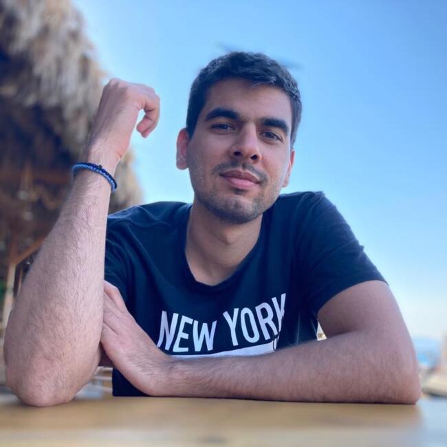 Babysitting job in Islington: Giannis