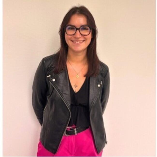 Babysitter in Viriat: Emilie