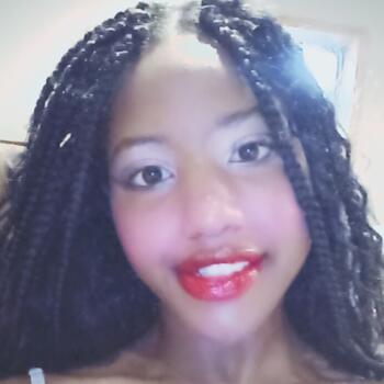 Babysitter in Marshall (Minnesota): Amarie