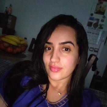 Nanny in Marseille: Chabha