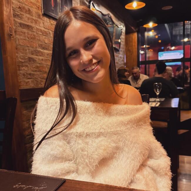 Babysitter in Montevideo: Kiara