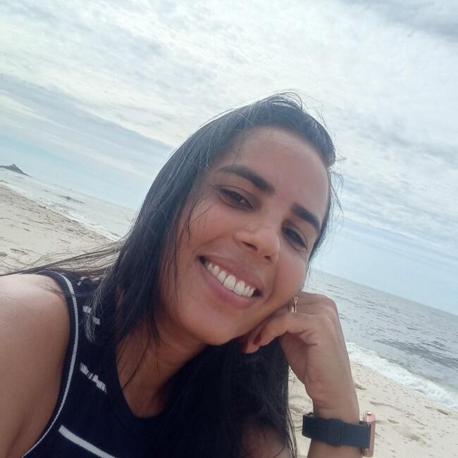 Babá em São Gonçalo (São Gonçalo): Juliana
