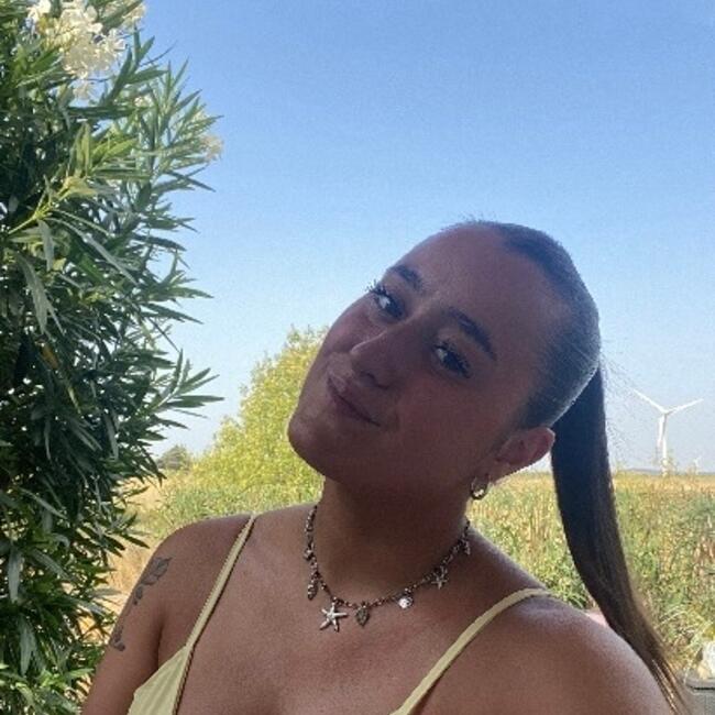 Babysitter in Toulouse: Laurine