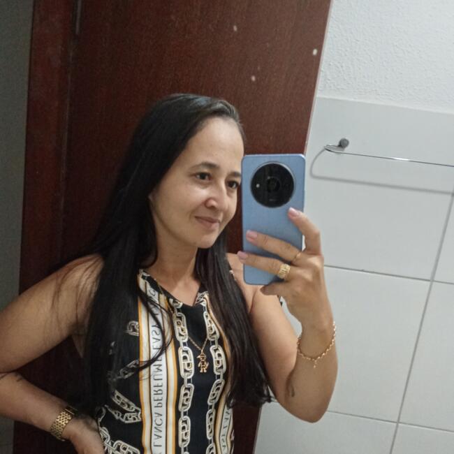 Babysitter in Vitória da Conquista: Karine