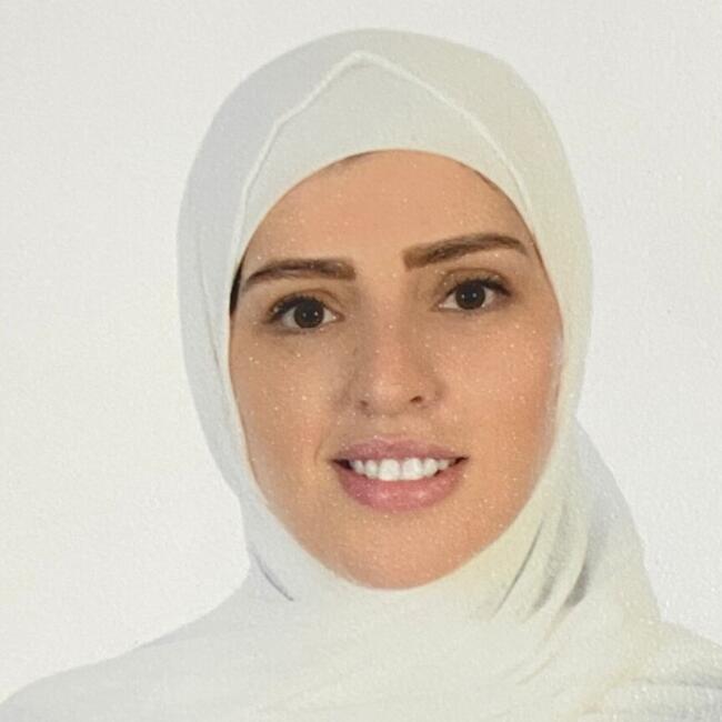 وظيفة جليسة أطفال في أبوظبي: Menna