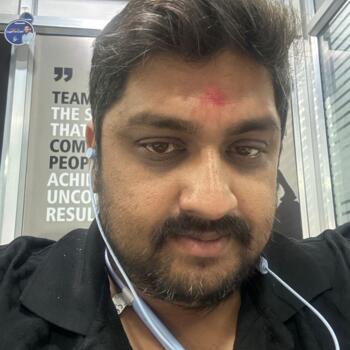 माता-पिता Howrah: Radhamadhab