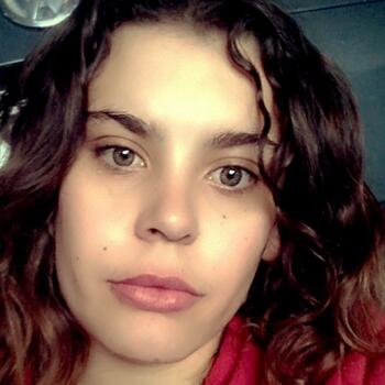 Babysitter in Napier City: Chontel