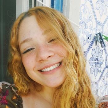 Babysitter in Caneças: Leticia