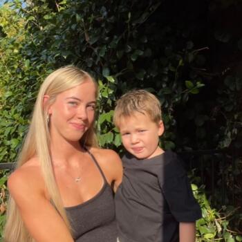 Babysitter Hamilton: Alex