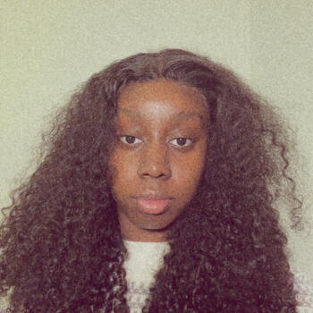 Babysitter in Milan: Mary