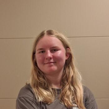 Babysitter in Boswil: Fiona