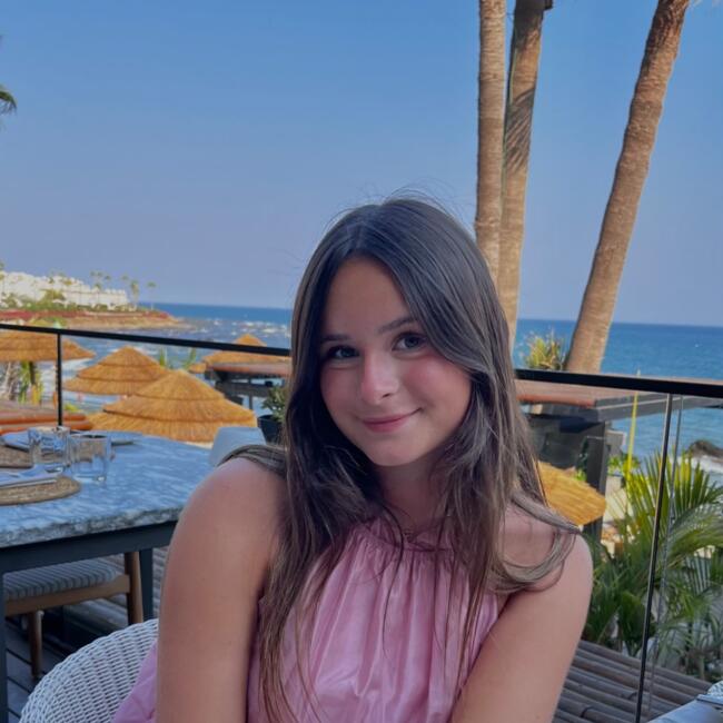 Babysitter in Talence: Mila