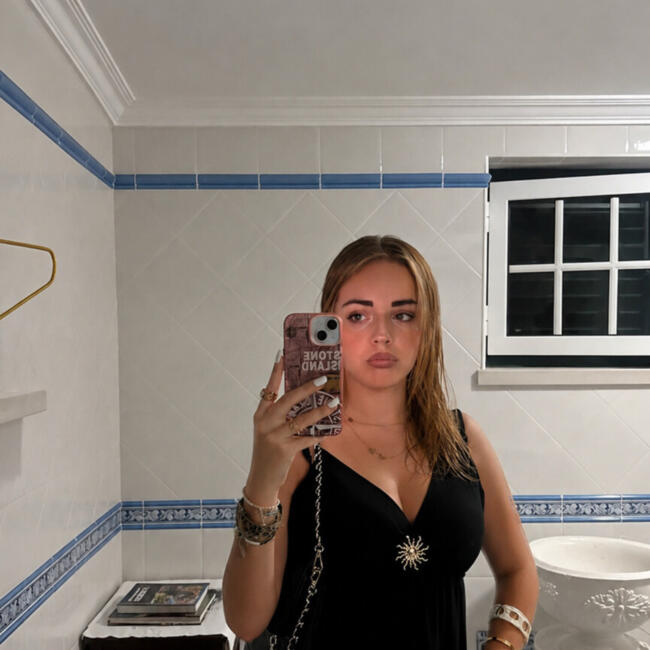 Babysitter in Enghien-les-Bains: Marta