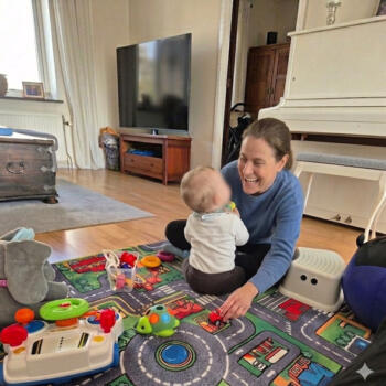 Babysitter in Sala: Ronit Hana