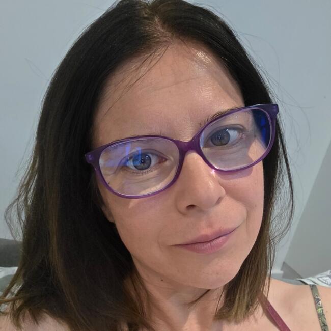 Babysitter in London: Emiliya
