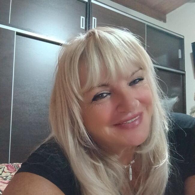 Babysitter in Rosario: Miriam