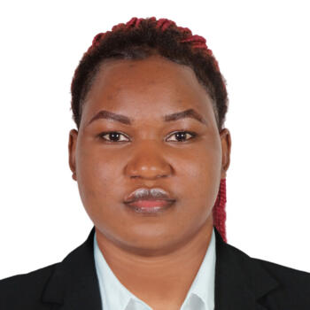 Babysitter in Abu Dhabi: Latifah