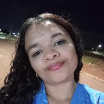 Babá em Acreúna: Priscila