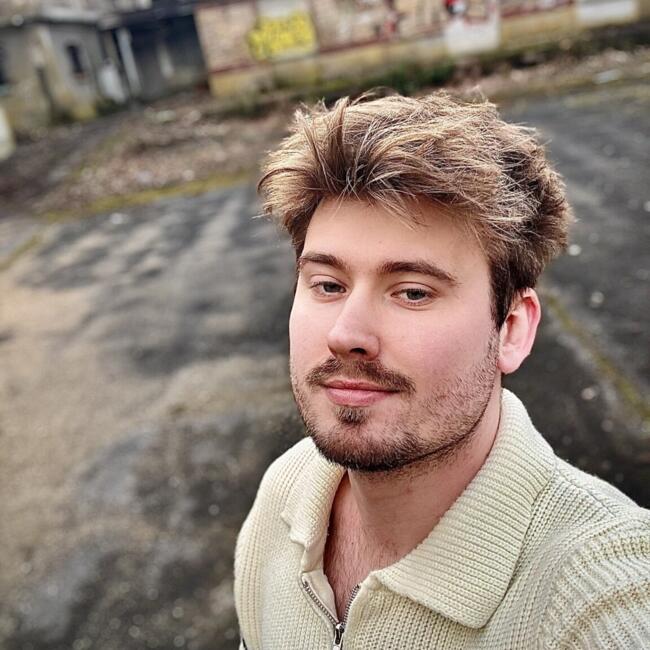 Babysitter in Tournai: Eddy