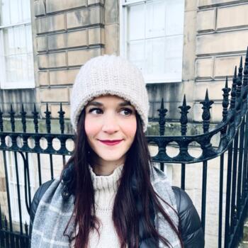 Babysitting job in Florence: babysitting job Selina