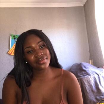 Babysitter Roodepoort: Amanda