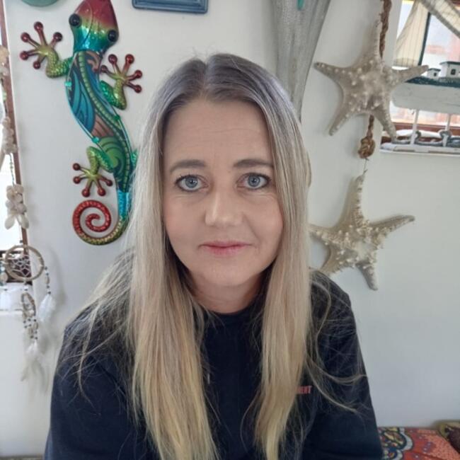 Babysitter in Jeffreys Bay: Elizabeth