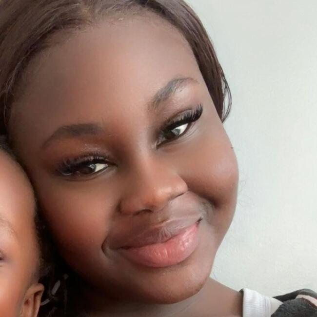 Babysitter in Montreal: Khady