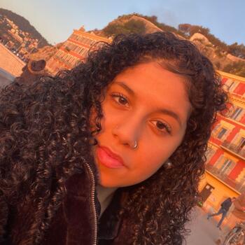 Babysitter in Saint-Laurent-du-Var: Alexandra