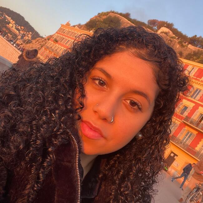 Babysitter in Saint-Laurent-du-Var: Alexandra