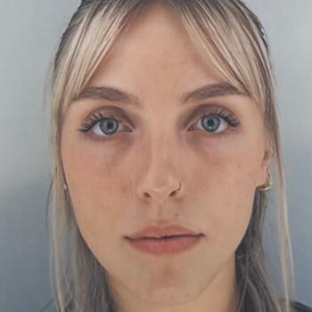 Babysitter Brest: Léa